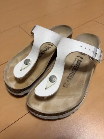 BIRKENSTOCK 플립플랍 화이트 35 22.5cm
