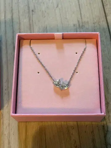 Swarovski 목걸이 하트 화이트 로듐 도금