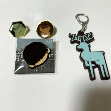 요루시카 굿즈 핀 배지 키링