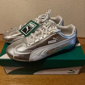 가격 인하했습니다 PUMA SPEEDCAT 스니커즈 실버