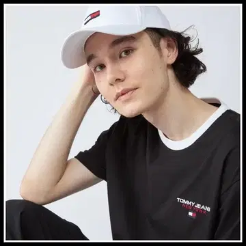 왼쪽 가슴에 TOMMY HILFIGER 로고 자수 블랙 L 사이즈