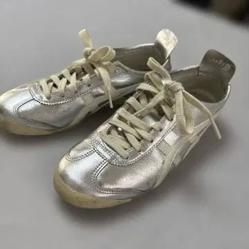 [ 오니츠카타이거 ] MEXICO 66 실버 스니커즈