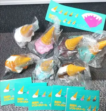 가챠 흘러넘치는 소프트 아이스크림 세미 컴프