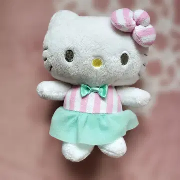 Sanrio Hello Kitty 봉제 인형 파스텔 컬러 새상품급