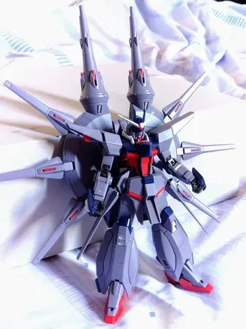 HG 1/144 레전드 건담 본체