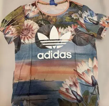 adidas Originals 보타니컬 연꽃 꽃무늬 T셔츠
