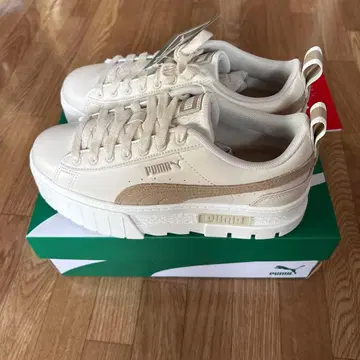 새상품 PUMA 푸마 Mayze OW 스니커즈 베이지 UK4 23cm