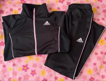 아디다스 adidas 저리 상의 M 사이즈 하의 S 사이즈