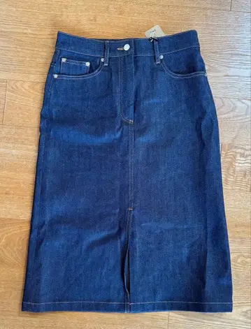 A.P.C. 데님 스커트 무릎 기장 인디고