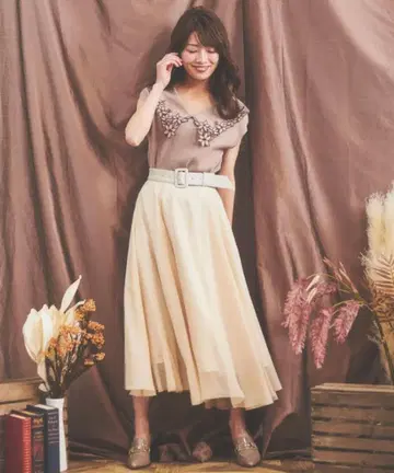 자수 세일러 카라 니트