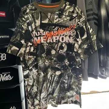 LIVE MECHANICS Music Is Our Weapon 티셔츠