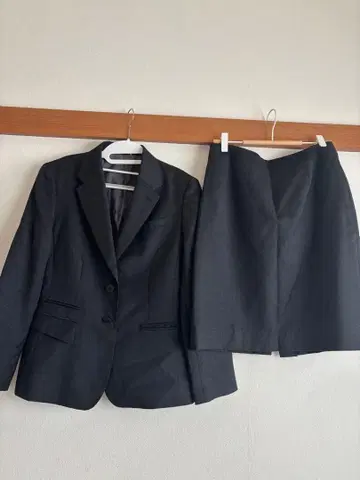M iss JUNKO 여성용 취업 정장 블랙 13호 스커트