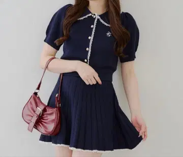 새상품 NICE CLAUP 셋업 가디건&스커트