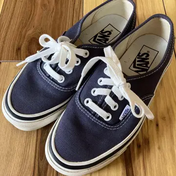 새상품급 22.5 VANS 반스 오센틱 44DX