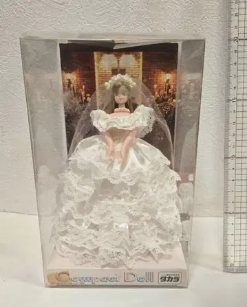 타카라 컴팩트돌 인형 웨딩 드레스 중고품