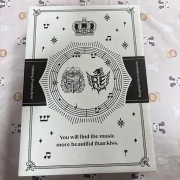 우타프리 10th Anniversary Book 특장판 캔뱃지 없음