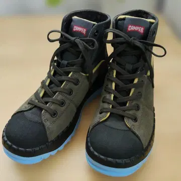 [새상품급] CAMPER 하이컷 스니커즈 사이즈 38 24cm 여성용