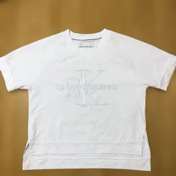 CALVIN KLEIN JEANS