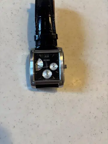 SEIKO 스퀘어형 쿼츠 손목시계 블랙 가죽 벨트