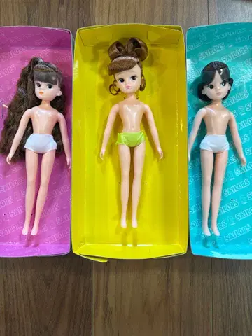 레트로리카 옷 갈아입히기 인형 타카라토미 숏 헤어 초대 눈동자