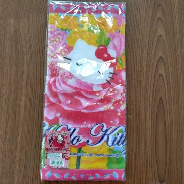 지역 한정 키티 로즈 버전 핸드 타월