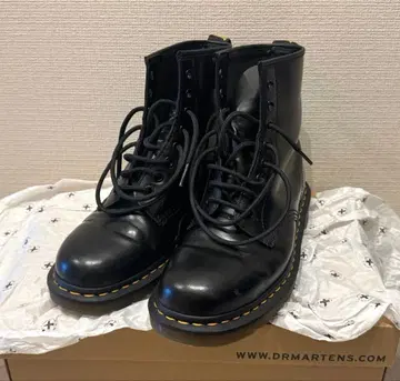 Dr.martens 닥터마틴 1460 8홀 부츠 25cm