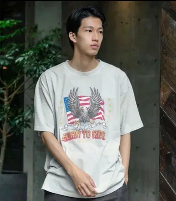 새상품!! ROIAL(로이알) 릴랙스핏 구제 의류풍 디자인 반팔 티셔츠