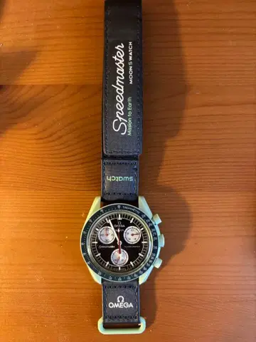 OMEGA Swatch 스피드마스터미션 온 어스