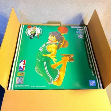 [ 새상품 미개봉 ] ONE PIECE x NBA 루피 피규어 셀틱스