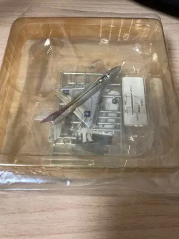 1/144 카페레오제 MIG-21 에리어 88 사양