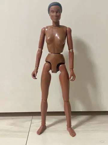 해즈브로 GI 조 블랙 여성 병사 바디 피규어
