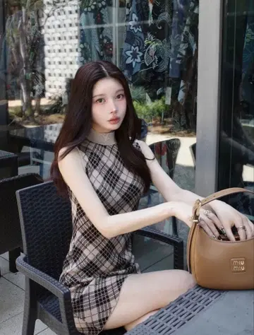 Darich 체크 자카드 슬리브리스 니트 미니 원피스