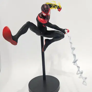 MARVEL 마일스 모랄레스 ACT/CUT 프리미엄 피규어