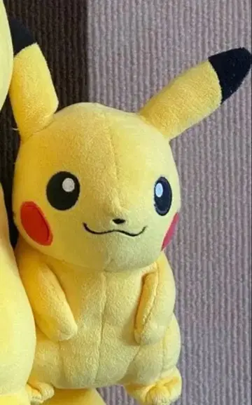 피카츄 봉제 인형 높이 20cm