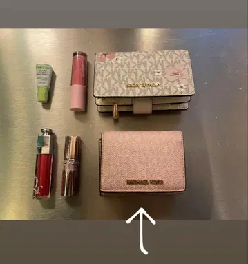 MICHEAL KORS 3단 접이식 지갑 핑크