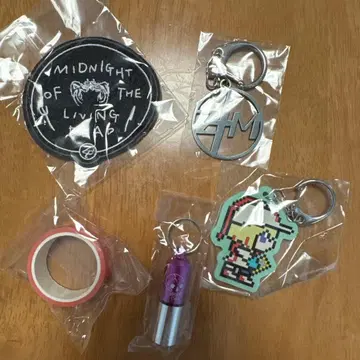 즈토마요 죠그라 가챠 키링 와펜 세트