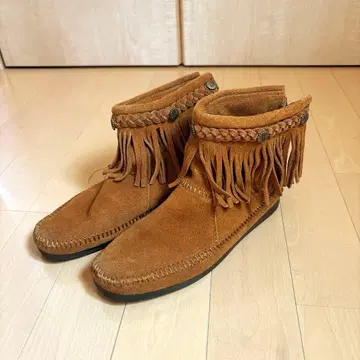 MINNETONKA 미네통카 백 지퍼 부츠 다크 브라운