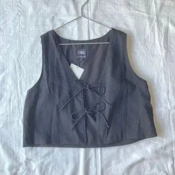 [ 미사용 새상품 ] ZARA 자라 여성용 숏 베스트 L 블랙