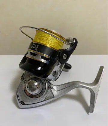 다이와 (DAIWA) CREST3000H