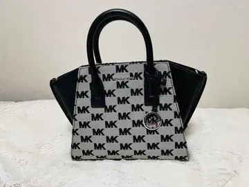 [대특가] 새상품 MICHAEL KORS MK 로고 숄더백
