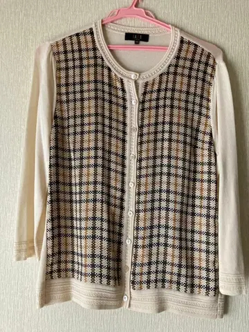 새상품급 DAKS LONDON 체크 무늬 가디건 40 7부 소매