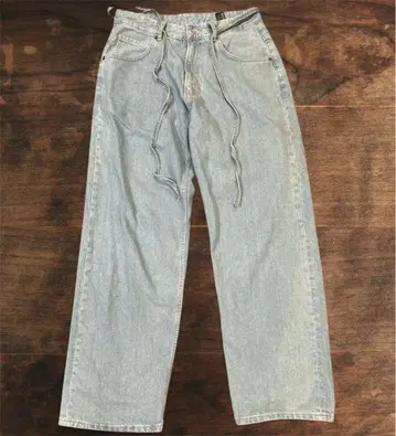 ZARA 배기핏 데님 EUR40
