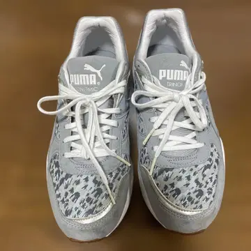 PUMA의 Trinomic R698 NC Wn's 스니커즈 24.5cm