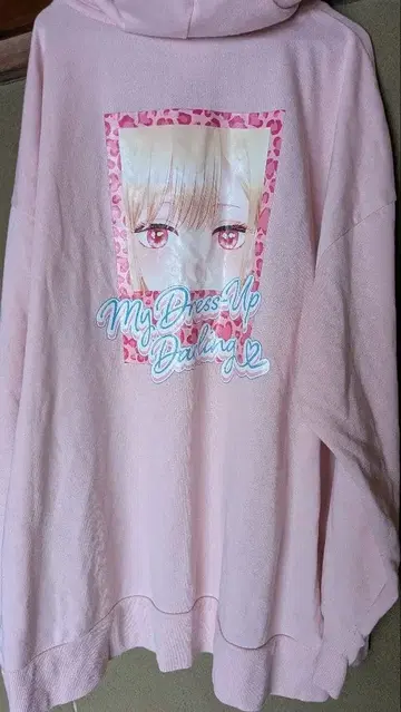 그 비스크 돌은 사랑을 한다 후드티