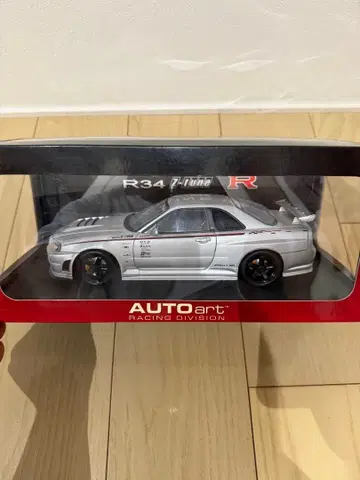 AUTOart Skyline GTR R34 Z-TUNE 미니카