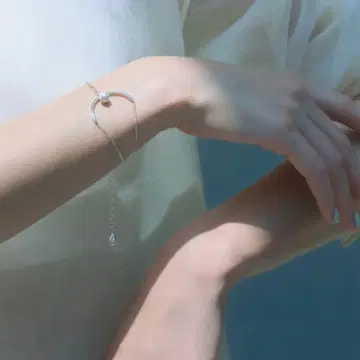 미개봉 새상품 jouete Moon dance 팔찌