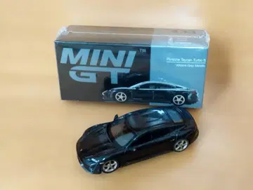 MINI GT 1/64 포르쉐 타이칸 터보 S 그레이 메탈릭 433