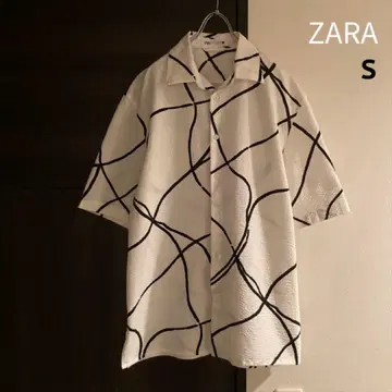 ZARA 모노톤 화이트 블랙 시어서커