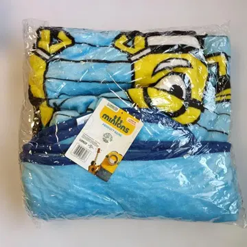 Minions 후드 부착 담요