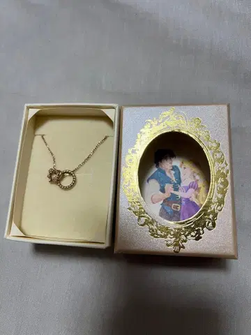[ THE KISS ] Disney 라푼젤 목걸이
